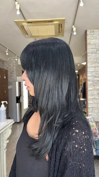 カラー レイヤー✂︎ぷつボブ 艶カラー🤍noaのヘアスタイル