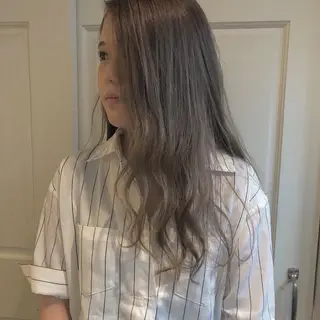 ロング 🌸ハイトーン 新田　廉 🌸のヘアスタイル