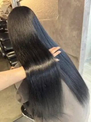 ロング カラー elu あやね‎🤍🫧のヘアスタイル