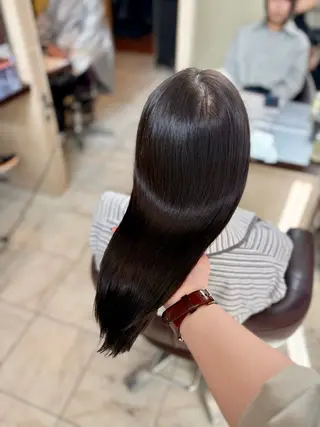 ロング 🎀透明感カラー 🐈ナズナのヘアスタイル