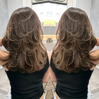 ロング 大人上品特化 レイヤー🇺🇸山村のヘアスタイル