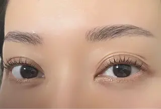 マツエク・マツパ *elua lily blow*のマツエク・マツパデザイン