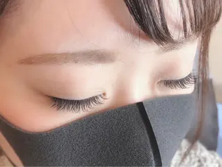 マツエク・マツパ Neoest Log ＋ bell所属・荒川 鈴菜のヘアスタイル