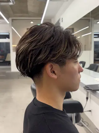 ショート パーマ メンズ なりたひろと / フェザーパーマのヘアスタイル