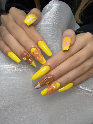 ネイル Lyly リーリーのネイルデザイン