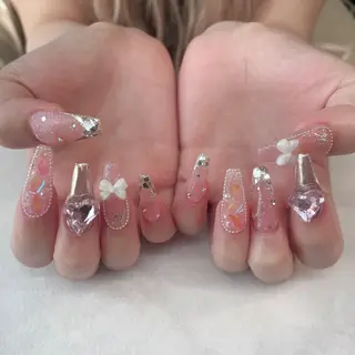 ネイル 💎🐰 saki. m 🐰💎のネイルデザイン