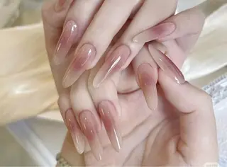 ネイル 鈴木 俊玲のネイルデザイン