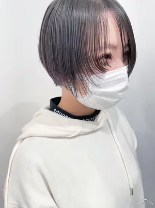 ショート nuu所属・💜ショート💜 ウルフ、ボブ二色亜美のヘアスタイル