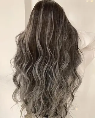 ロング カラー パーマ ヘアアレンジ 【公式】amble luxe池袋東口🩷のヘアスタイル