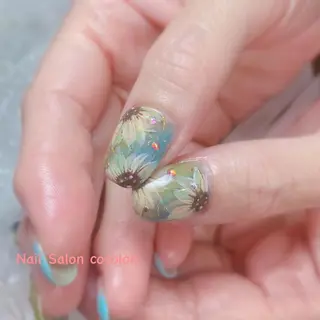 ネイル 柴崎 美幸のネイルデザイン