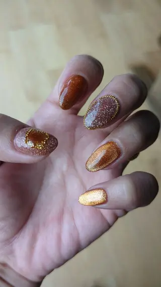 ネイル  SOLEIL 小玉の眉毛・アイブロウイメージ