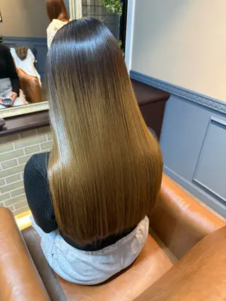 ロング 澤田 幸之助のヘアスタイル