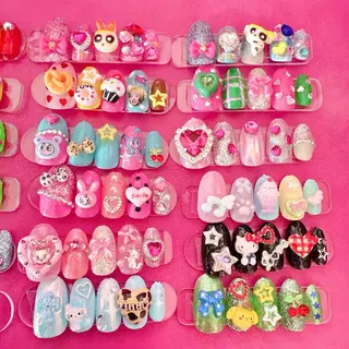 ネイル MignonReve ♡EIMI🌈のネイルデザイン