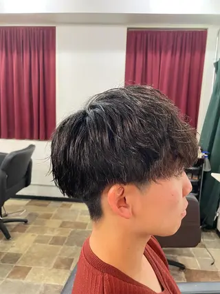 パーマ anphi hair所属・山本 総司のヘアスタイル