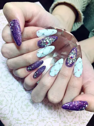 ネイル Piacere所属・Piacere 絵美のネイルデザイン