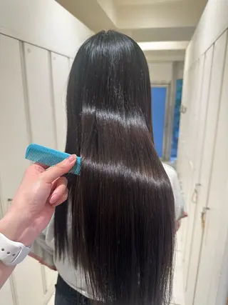 ロング カラー ヘアアレンジ タイトボブ個性派カラ ーAKANEのヘアスタイル