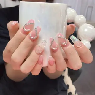 ネイル DEMAIN- 🌹のネイルデザイン