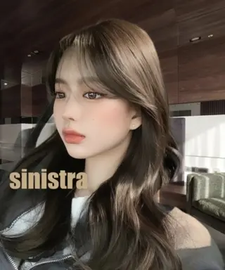 セミロング sinistra シニストラ　足利山下店所属・足利💗夜9受付可能 原宿シニストラ表参道のヘアスタイル