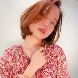 ショート カラー 岡野 静華のヘアスタイル