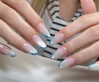 ネイル Pure&Rich Nailのネイルデザイン