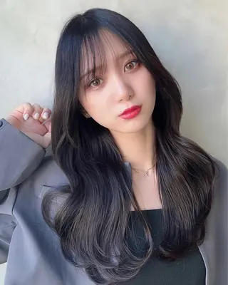 ロング カラー 新宿✨顔周りカット 韓国ヘア/坂本亜裟海のヘアスタイル
