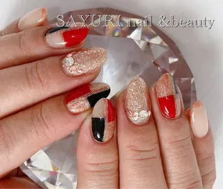 ネイル さゆりネイル&ビューティーサロン所属・古屋 早友里のネイルデザイン