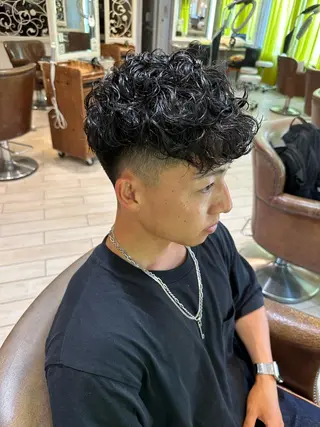 パーマ メンズ メンズパーマ特化🔥 ツイスパ/シャドウのヘアスタイル