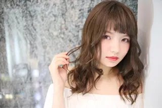 ミディアム セミロング ロング カラー ヘアアレンジ Re:ta KANZOのヘアスタイル