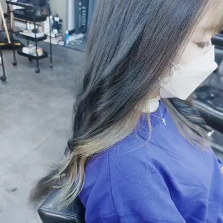 カラー ロング SHOWROOM下関所属・EMI SANのヘアスタイル