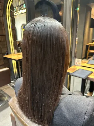 ロング 齊藤政太 顔周り カット 透明感カラーのヘアスタイル