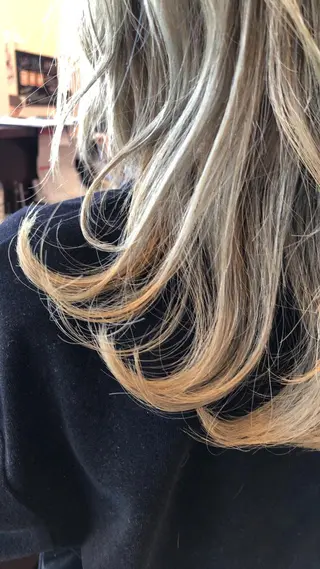 カラー 奈良市／尼ヶ辻 谷川和也のヘアスタイル