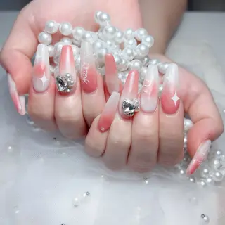 ネイル M🌷nail 長さだし専門店のネイルデザイン