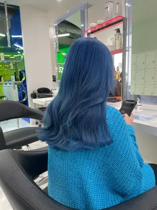 ロング カラー ヘアアレンジ 🎀RIN🎀 就活🩶暗髪カラーのヘアスタイル