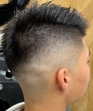 メンズ men's barber B.ond所属・井上 雅丈のヘアスタイル