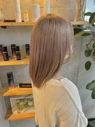 ミディアム カラー ハイトーンカラ ー/小川のヘアスタイル