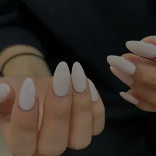 ネイル 爪塗屋 さんのネイルデザイン