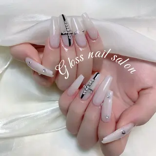 ネイル Gloss nail 💅yuna✨のネイルデザイン