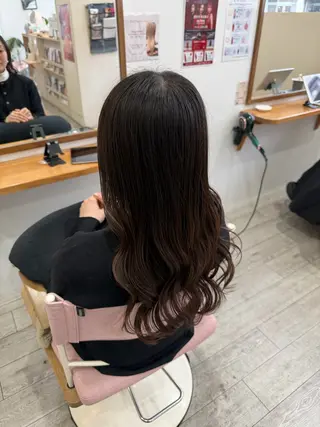 ロング 生尾 虹水のヘアスタイル