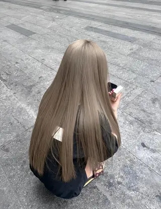 ロング カラー ヘアアレンジ 💓ブリーチ特化 透明感💓あい💓のヘアスタイル