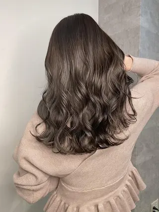 セミロング _WHITE+ 南海難波店のヘアスタイル