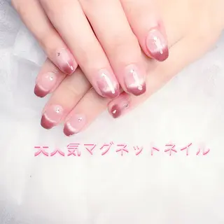 ネイル pink ladyサロン所属・べ にのネイルデザイン