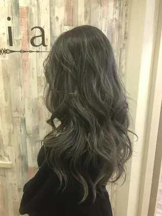 セミロング カラー 成田 恭介のヘアスタイル