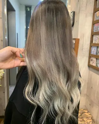 ミディアム カラー 恵比寿MAXKELLY マックスケリー所属・MAXKELLY 💎JASのマツエク・マツパデザイン