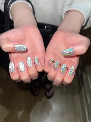 ネイル 鈴木 すみれのネイルデザイン