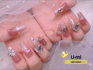 ネイル UMI ネイルサロン新宿🎀のネイルデザイン