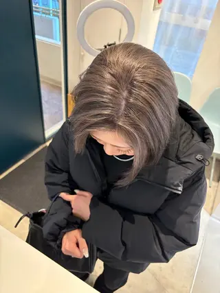 ショート カラー 艶髪ブリーチ/レイヤ ー/竹本幸希のヘアスタイル