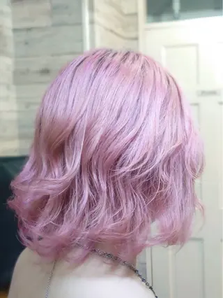 ミディアム カラー Hairmakefox所属・五十嵐航斗 ハイトーンのヘアスタイル