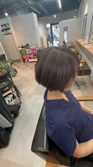 ミディアム motoトップカラー リスト/ブリーチカラのヘアスタイル
