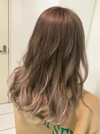 ロング カラー イヤリングカラー Ai 浅草橋店のヘアスタイル