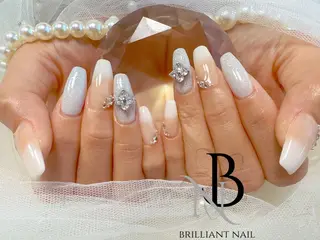 セミロング brilliant nail💎あやのネイルデザイン